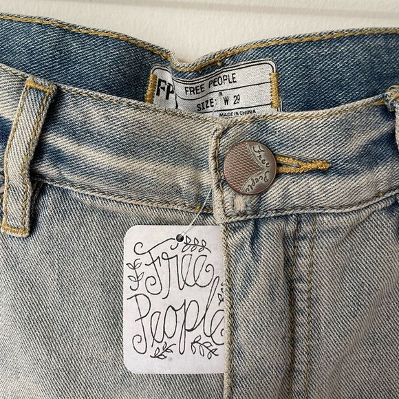 NWT Free People Jean Shorts - Picture 6 of 8